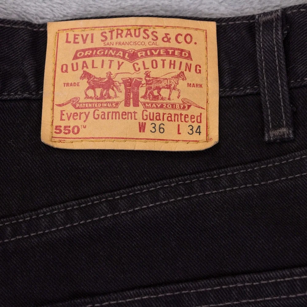 VTG Levis Relaxed Fit Jeans 550 Mens 36x34 Black Made in USA Y2K Paper Tag